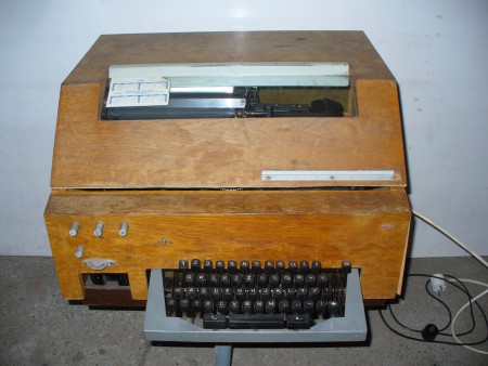 RFT T51 típusú távgépíró 1973-ból Made in DDR